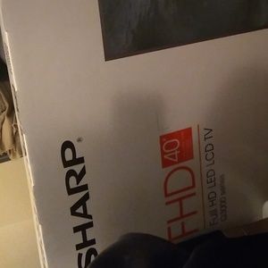 40 in Sharp Flat screen Tv
